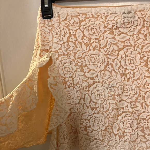 XS NWT tiger mist white lace skirt never worn and in great condition - Picture 6 of 7